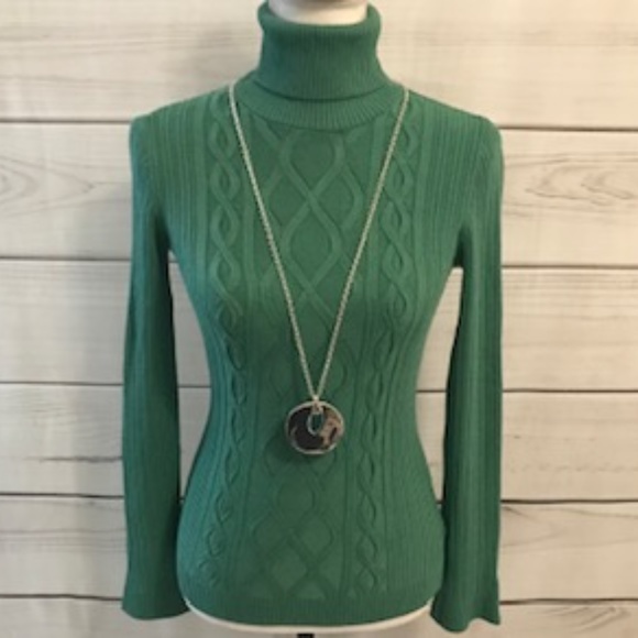 bebe Sweaters - Bebe Cable Sweater - NWOT